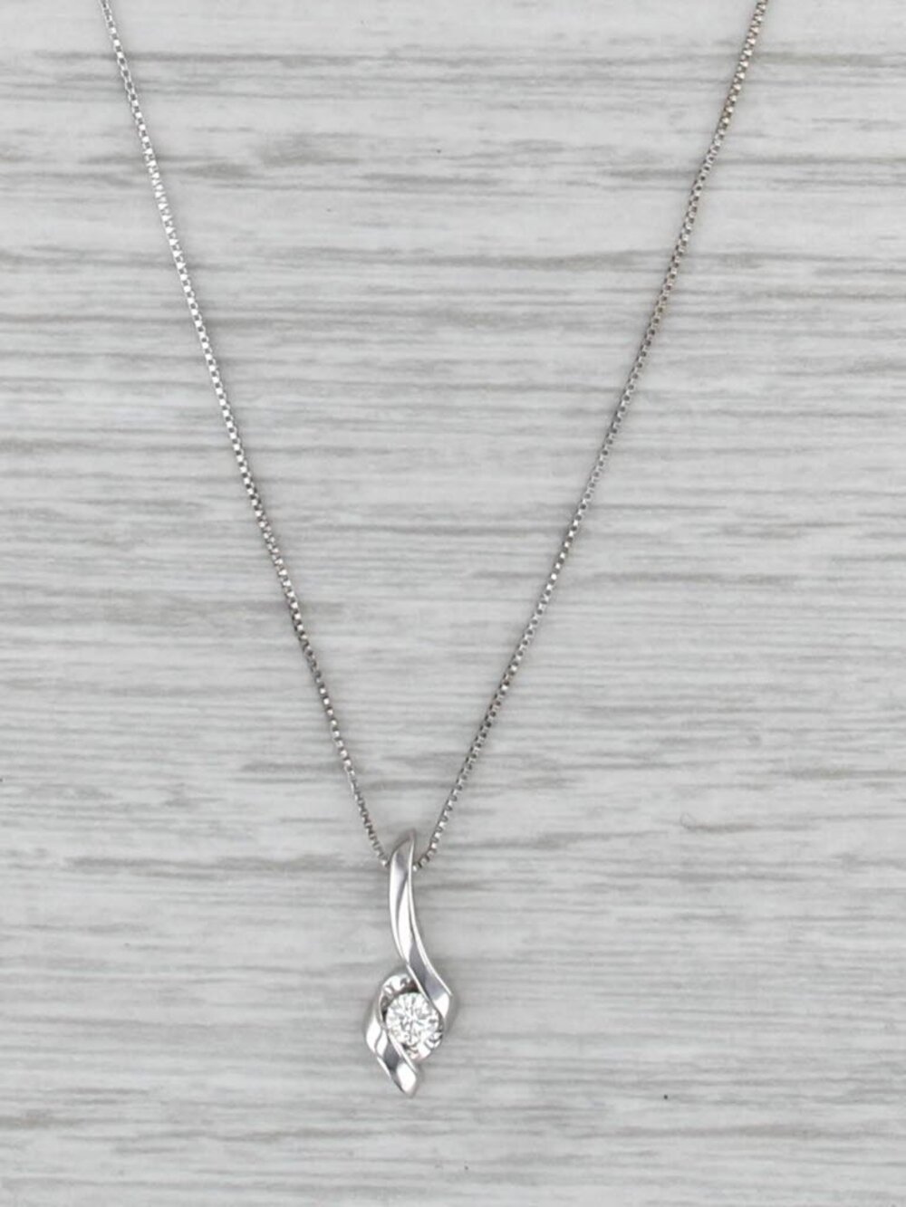 0.10ctw Diamond Solitaire Drop Pendant Necklace 10k White Gold 22.75" Box Chain